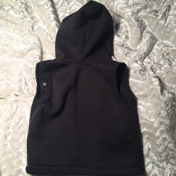 12mos “Chopper” Hoodie Vest $8✴️2/$12✴️3/$15 - Picture 3 of 6